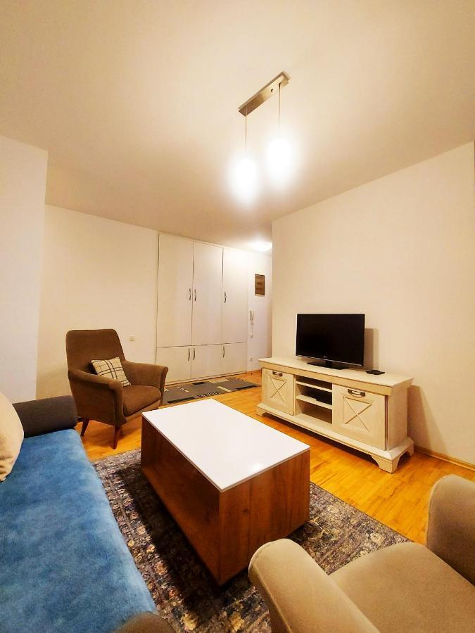 Apartment 31 Prishtine Bagian luar foto